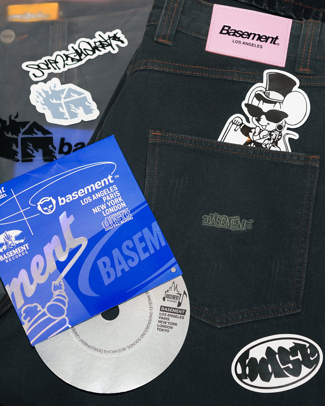 WAXED DENIM PANT