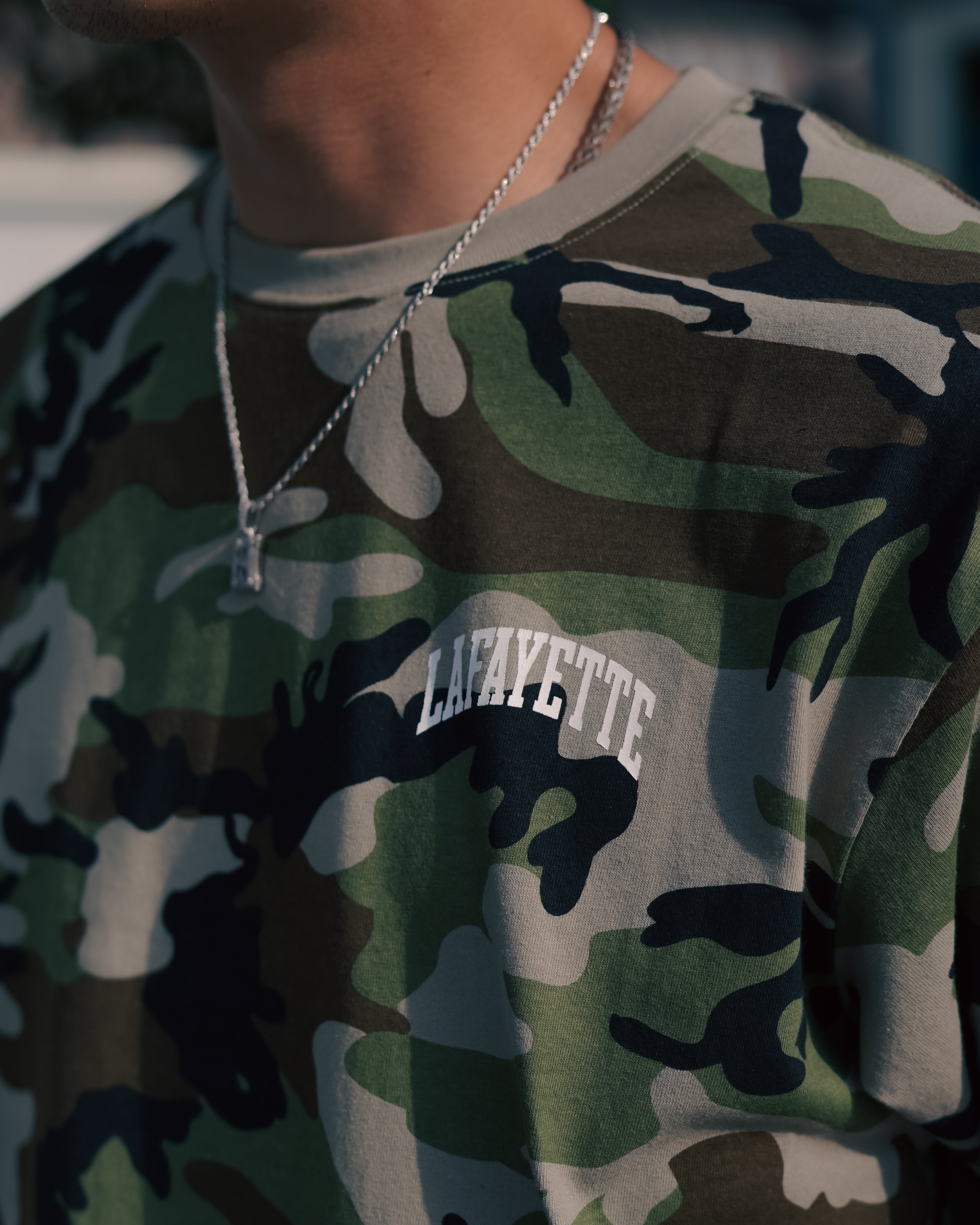 ARCH LOGO WASHED TEE