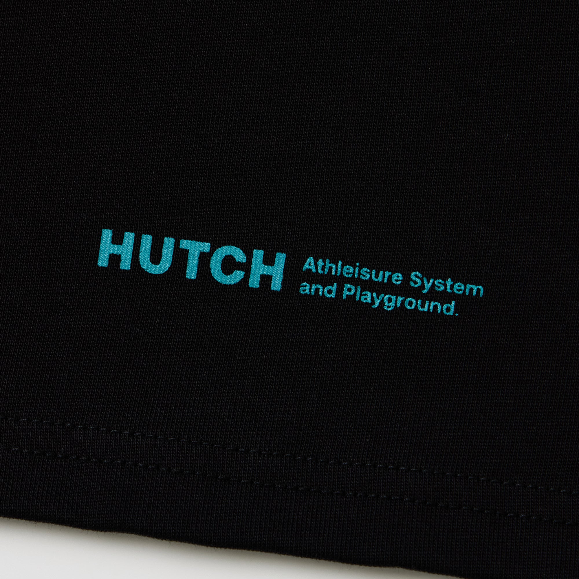 Core HUTCH Tee "HOWCHEE is a no-brainer"