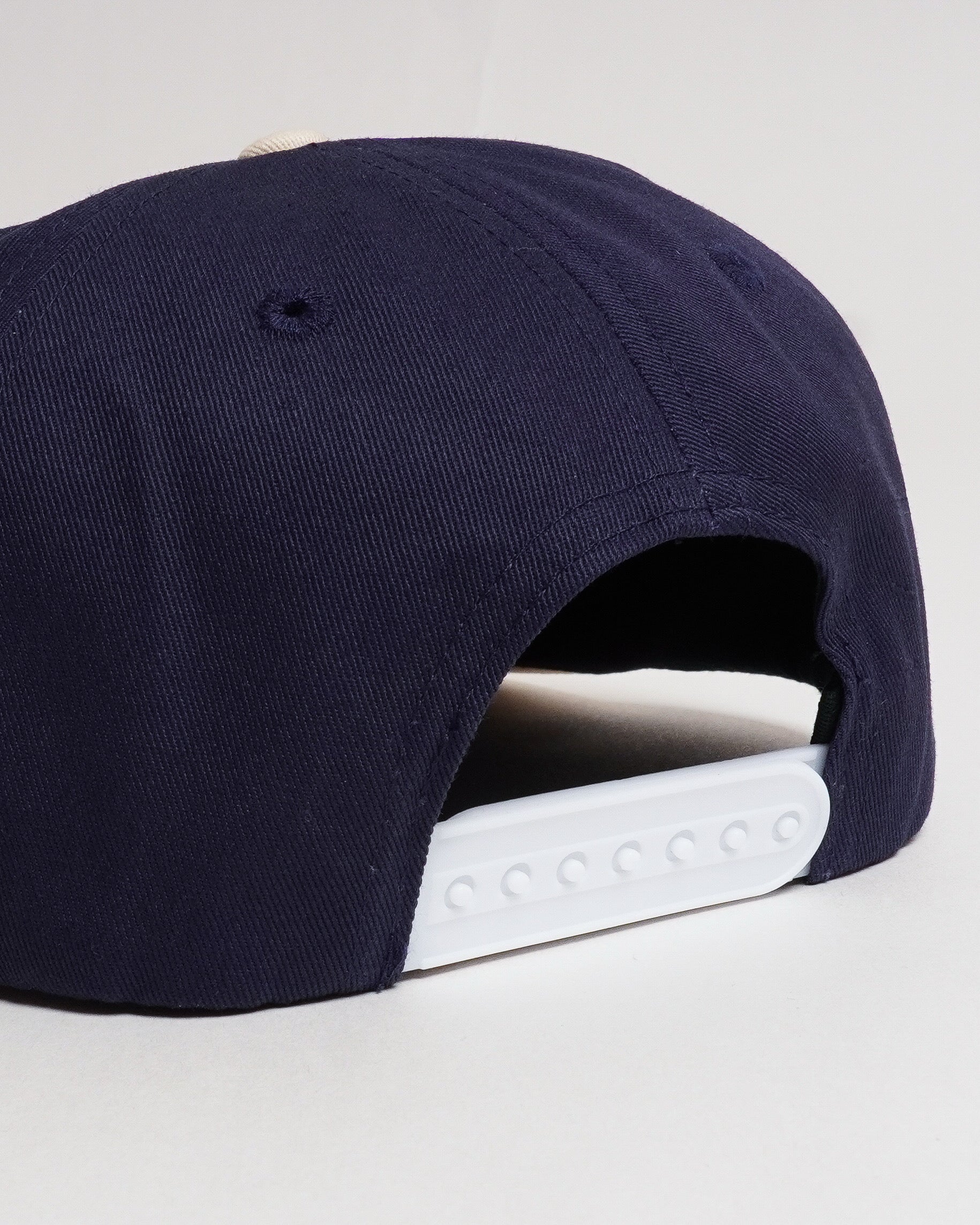 Two Tone Short Brim Snapback Hat