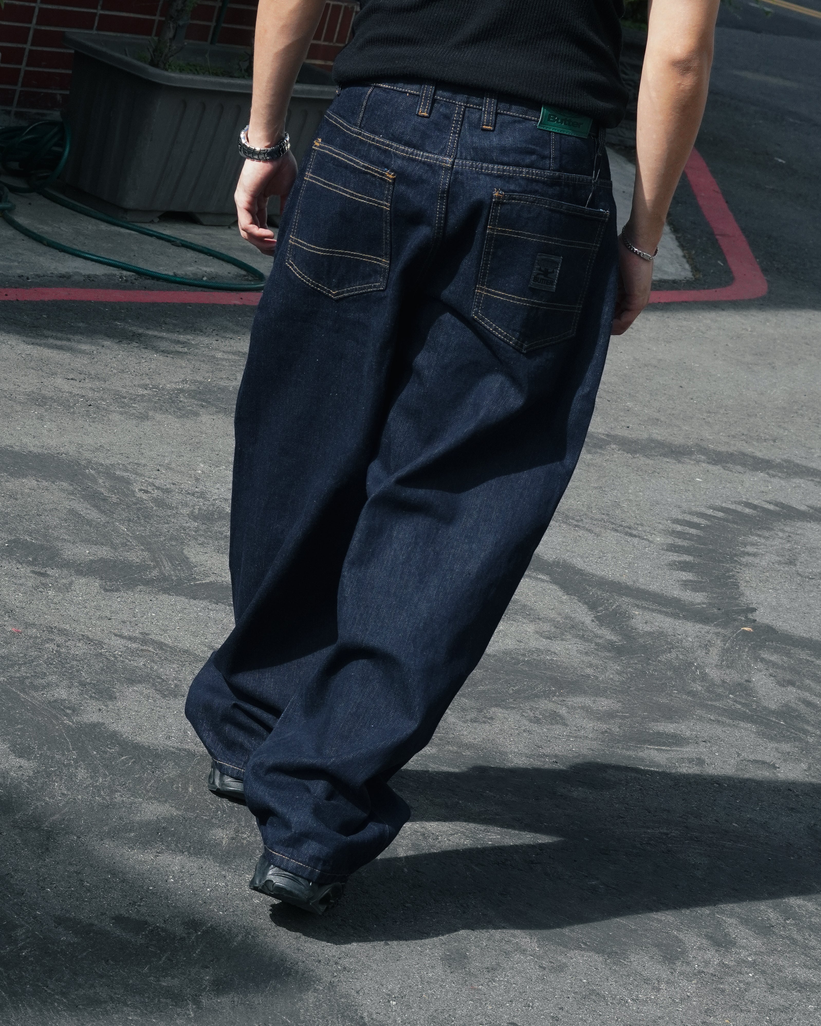 Wide Cut Denim Jeans