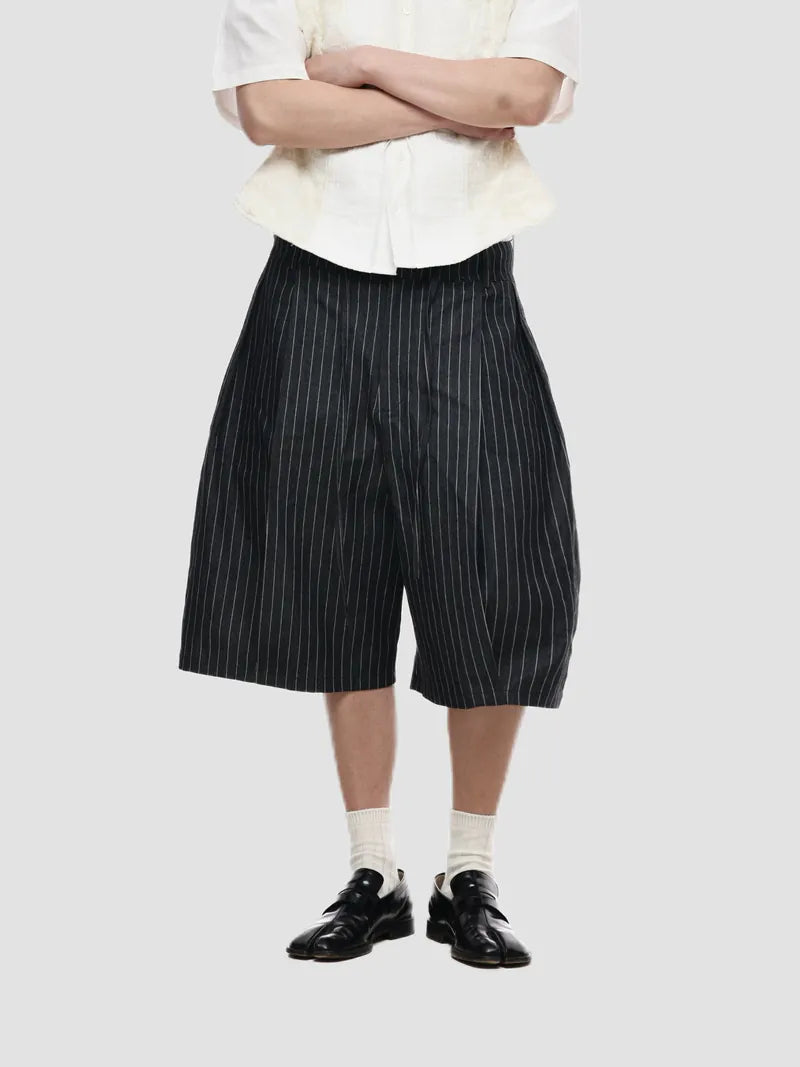 Wide-Leg Double Pleated Shorts