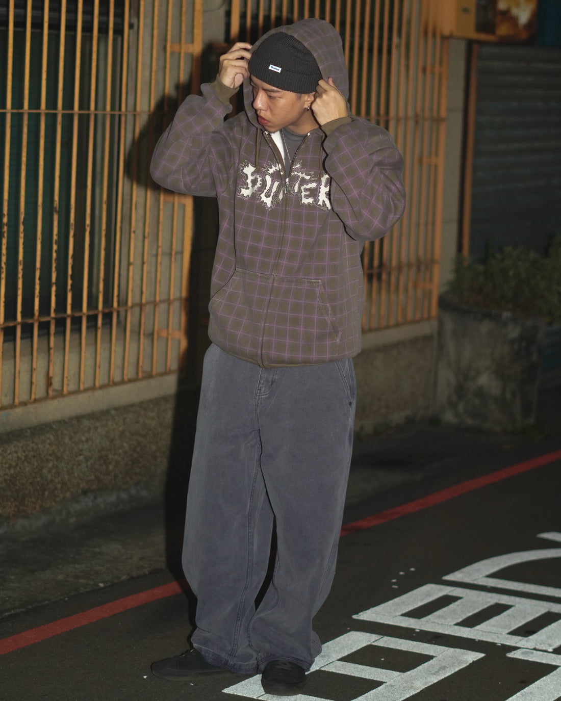 Eruption Zip-Thru Hood