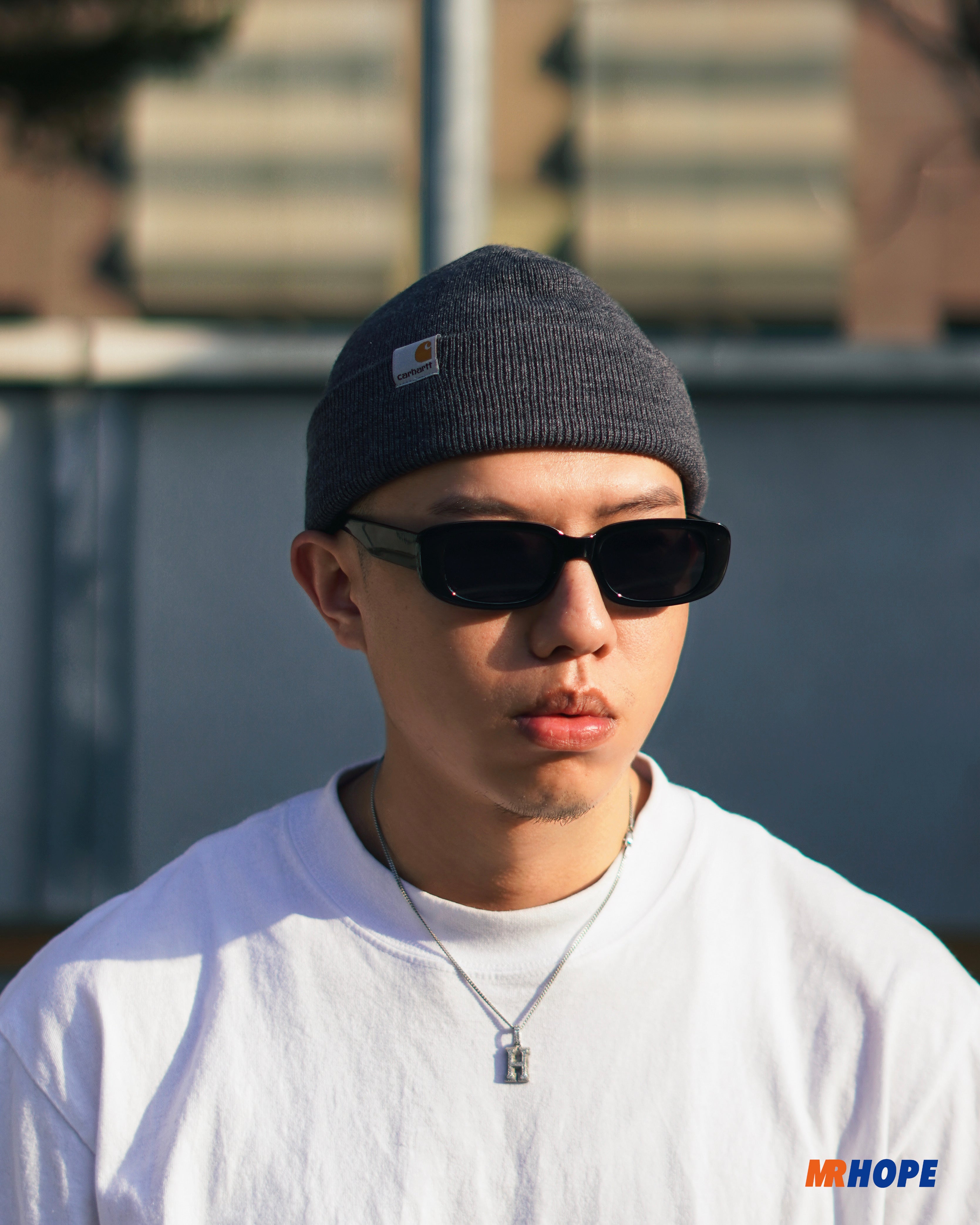 Stratus Hat Low