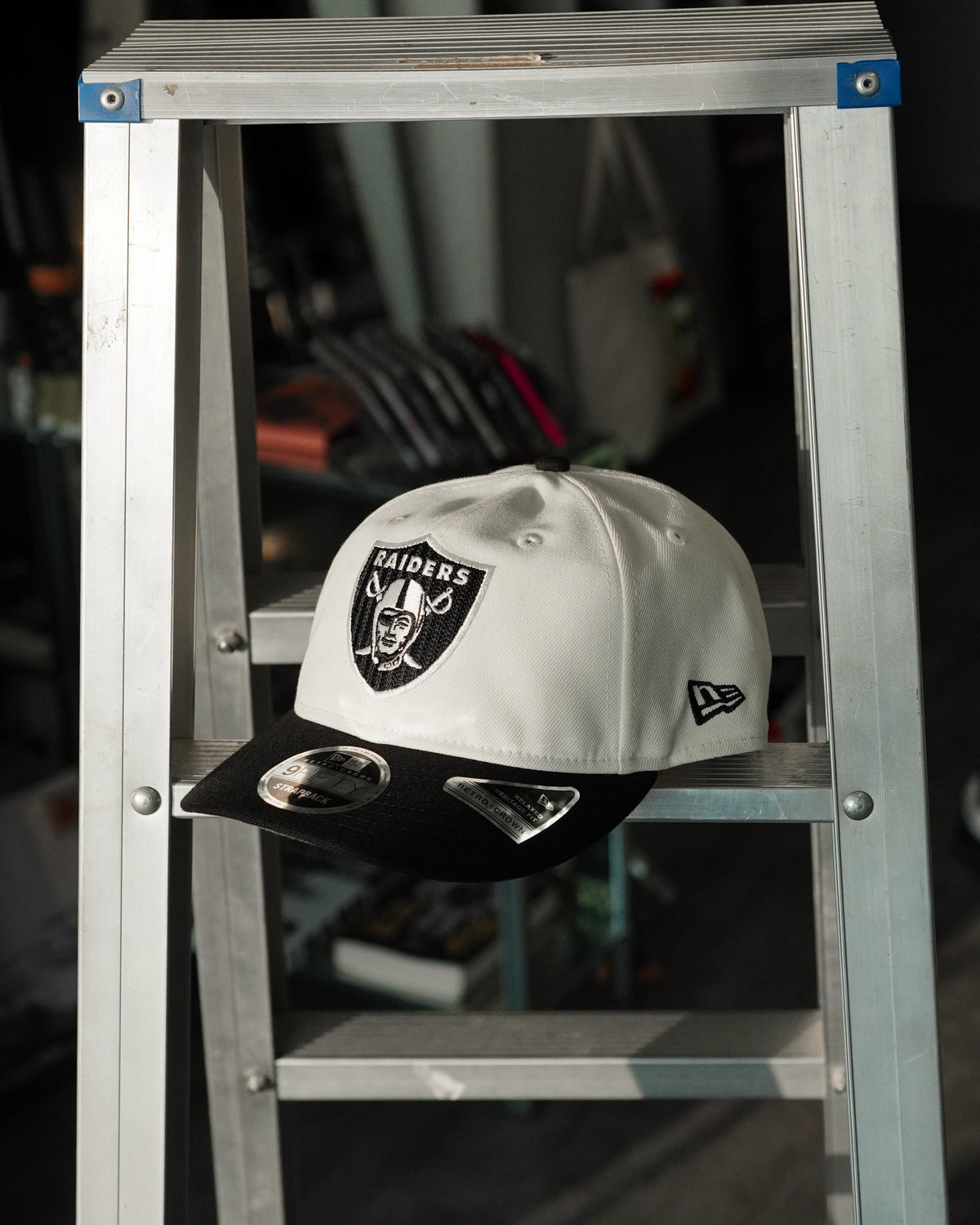 Las Vegas Raiders Retro Crown Classic 9FIFTY Retro Crown Snapback