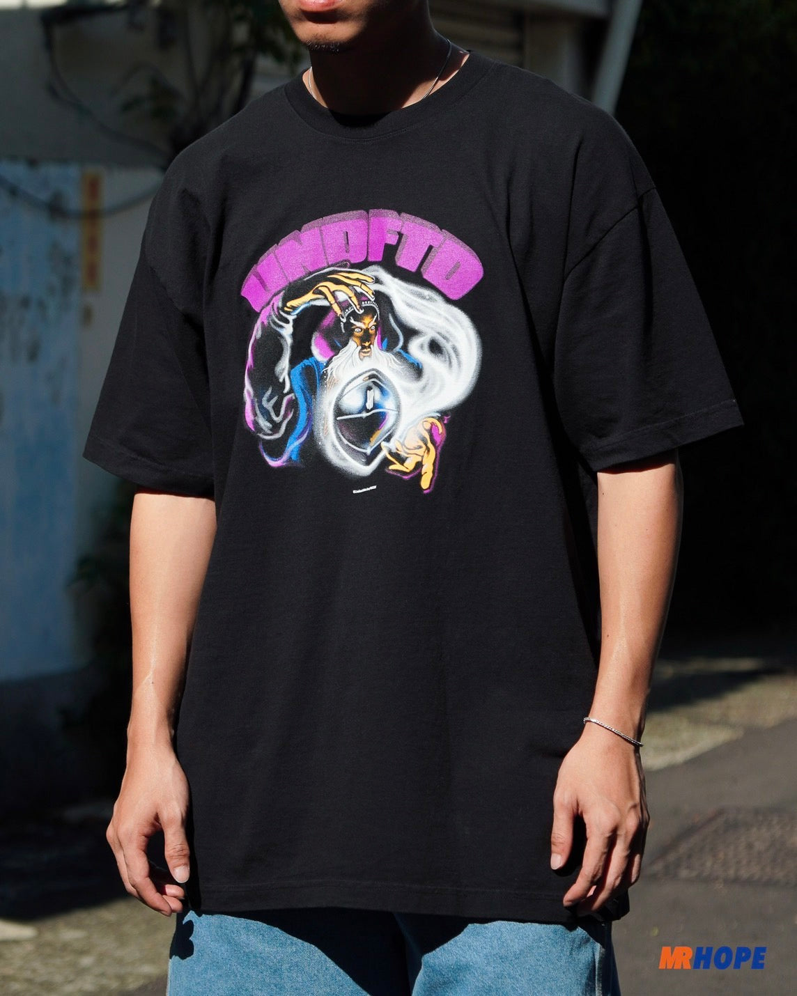 CRYSTAL BALL S/S TEE