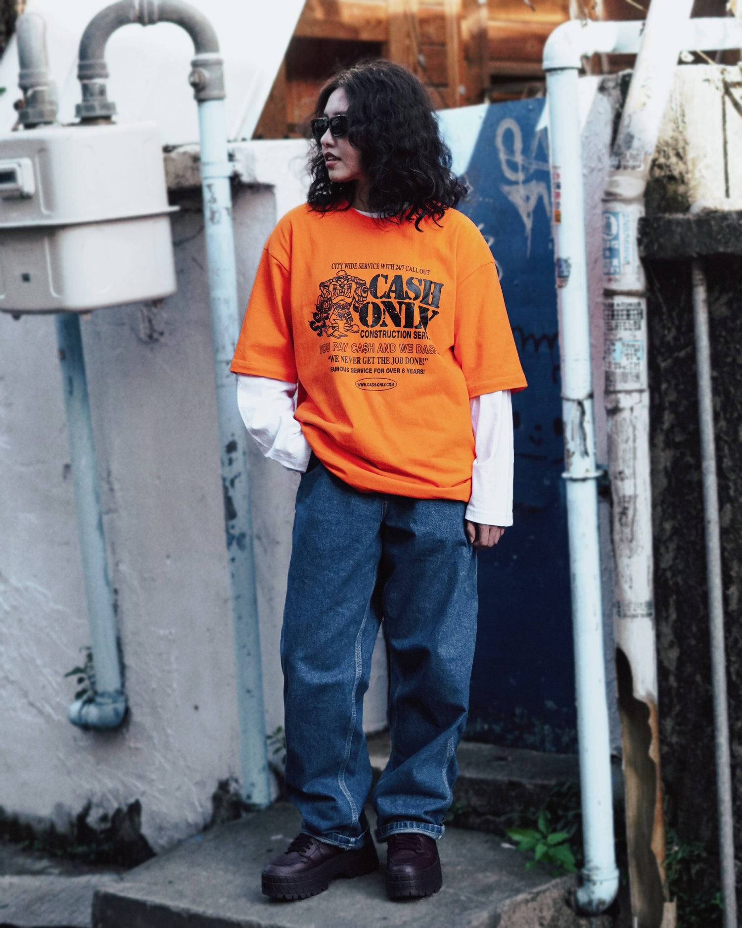 Single Knee Heart Label Pant