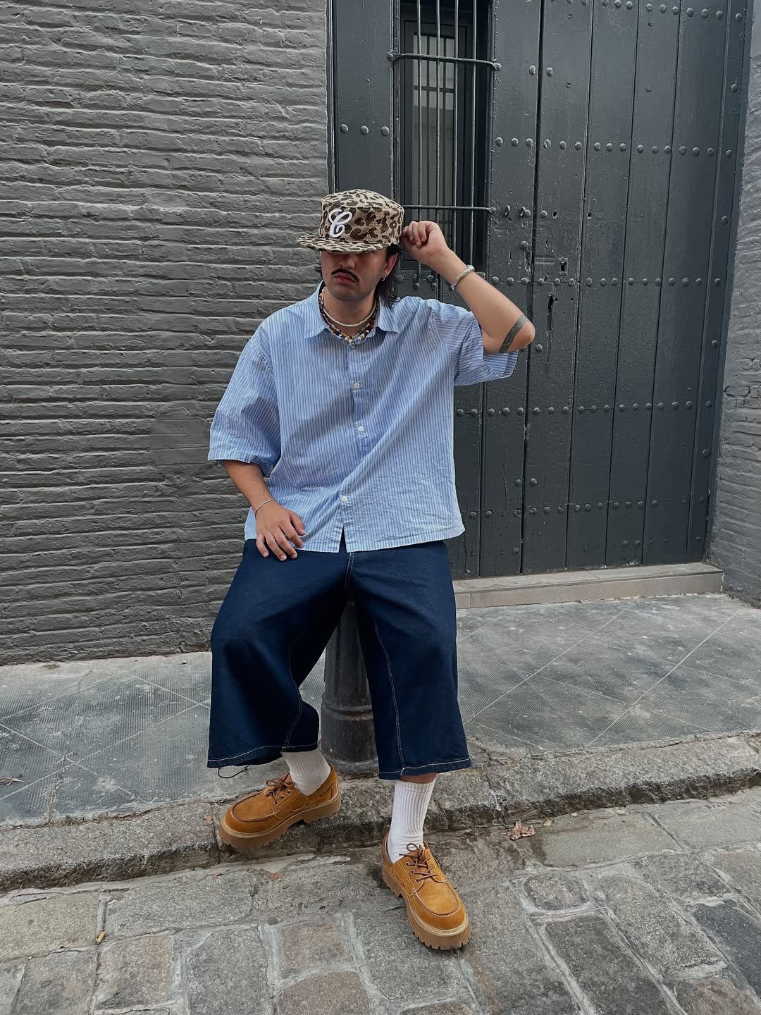 Weave Leopard Print Brimmed Baseball Cap (Pillbox Cap) ⁡