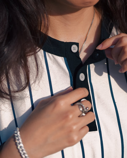 PINSTRIPE RAGLAN SLEEVE TEE