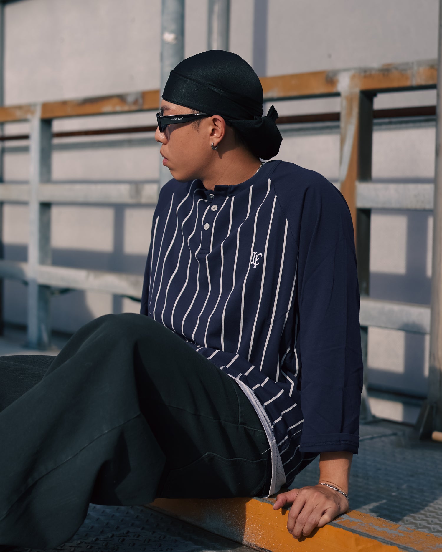 PINSTRIPE RAGLAN SLEEVE TEE