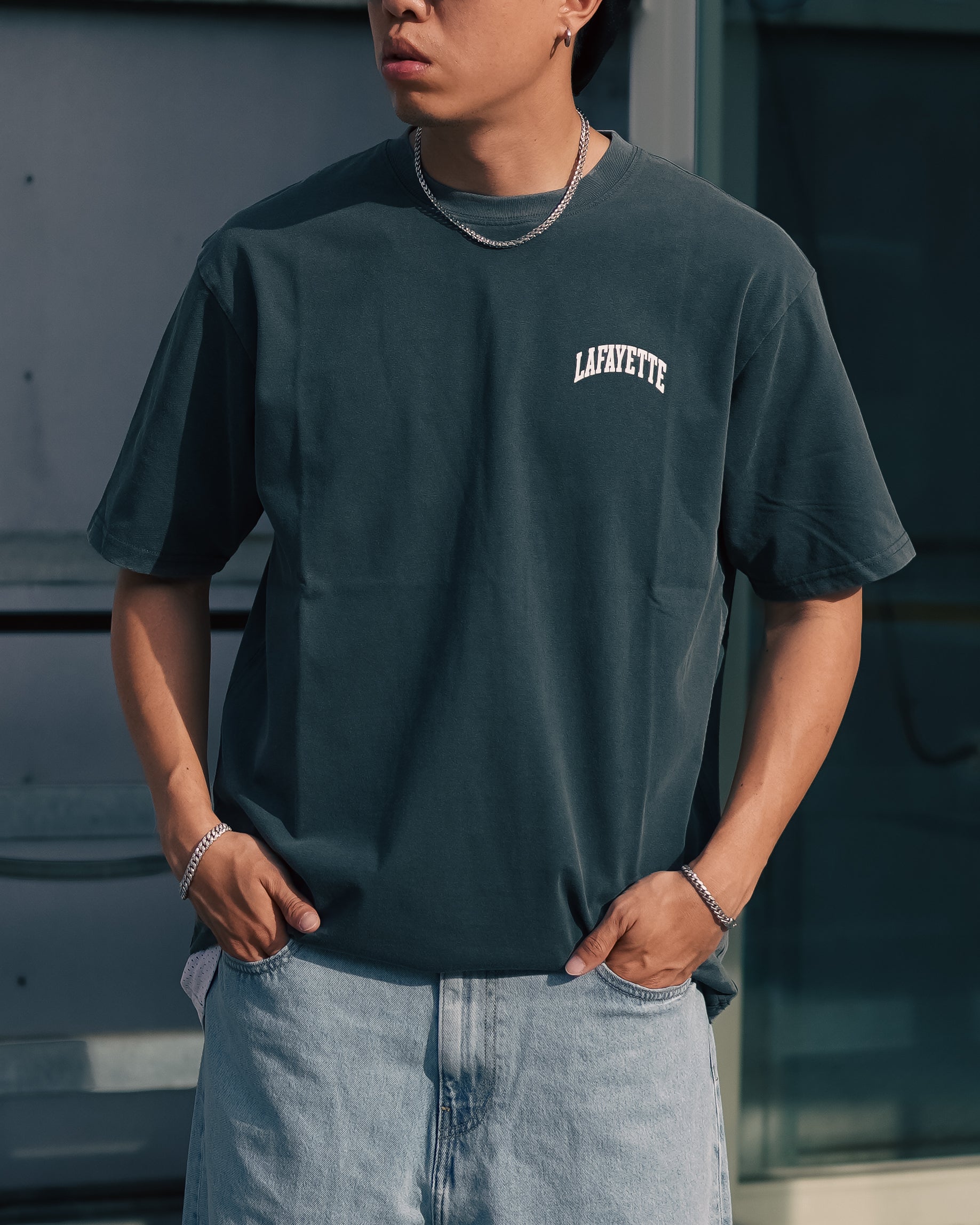 ARCH LOGO WASHED TEE