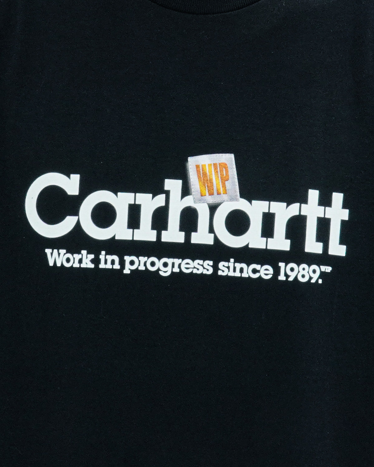 LABEL SCRIPT TEE