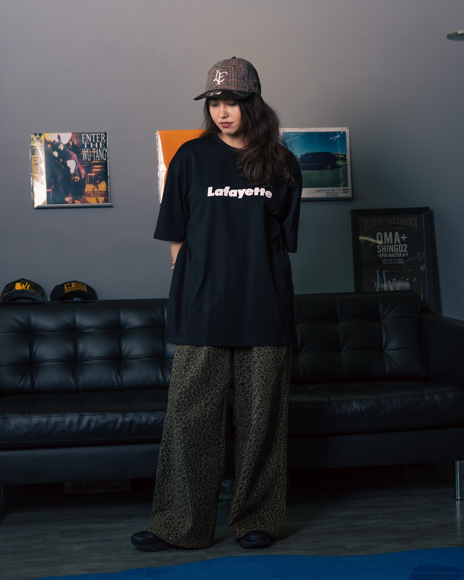 LOGO TEE
