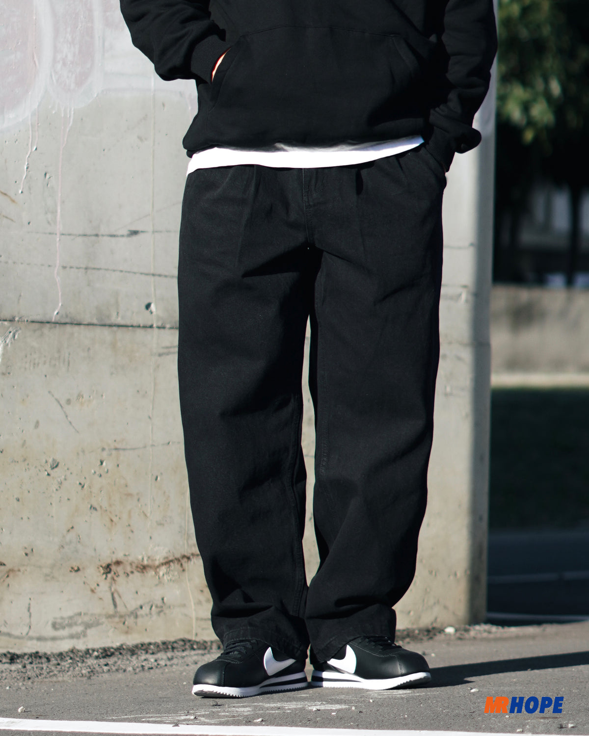 Pleated Denim Jeans