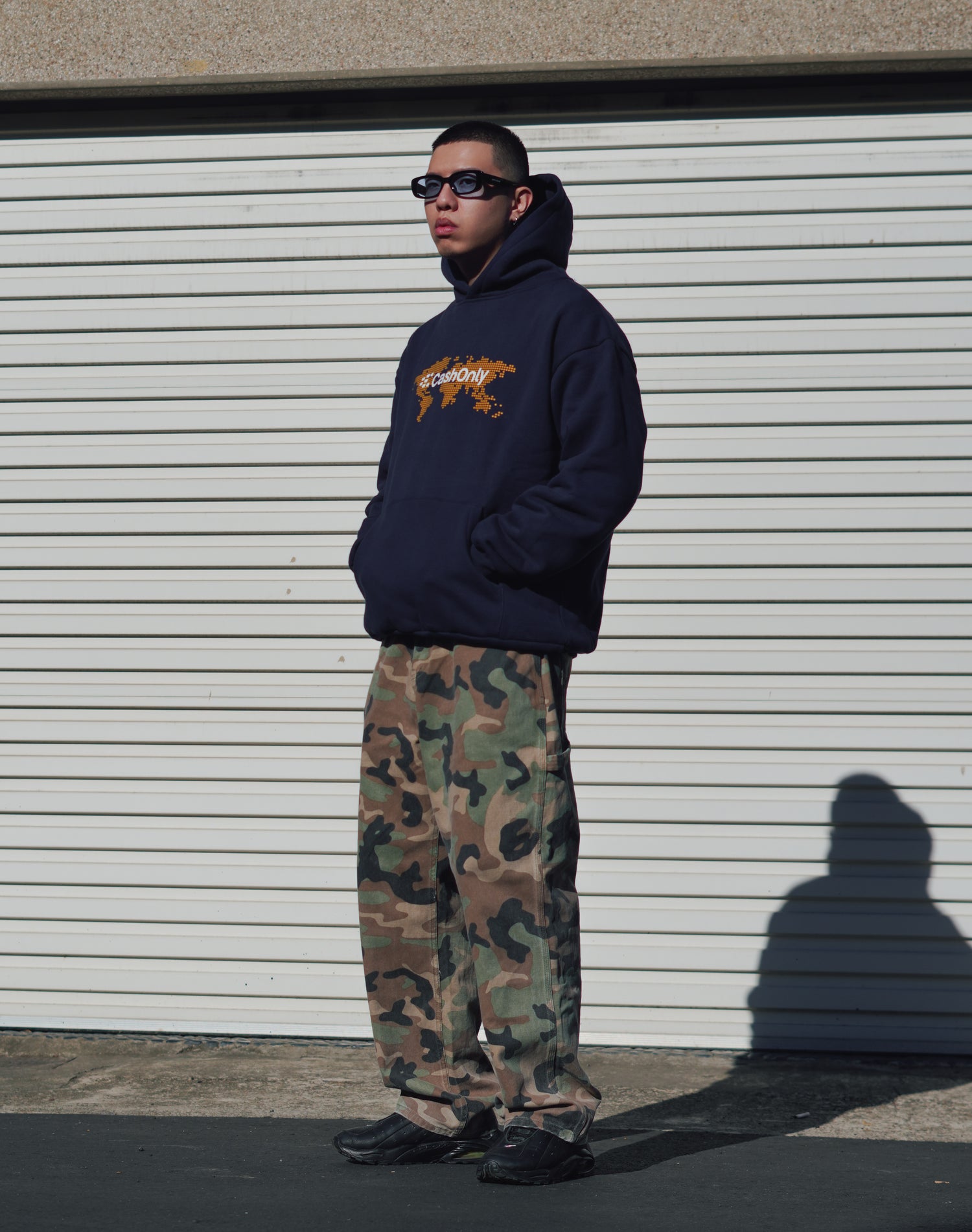 Business Pullover Hood