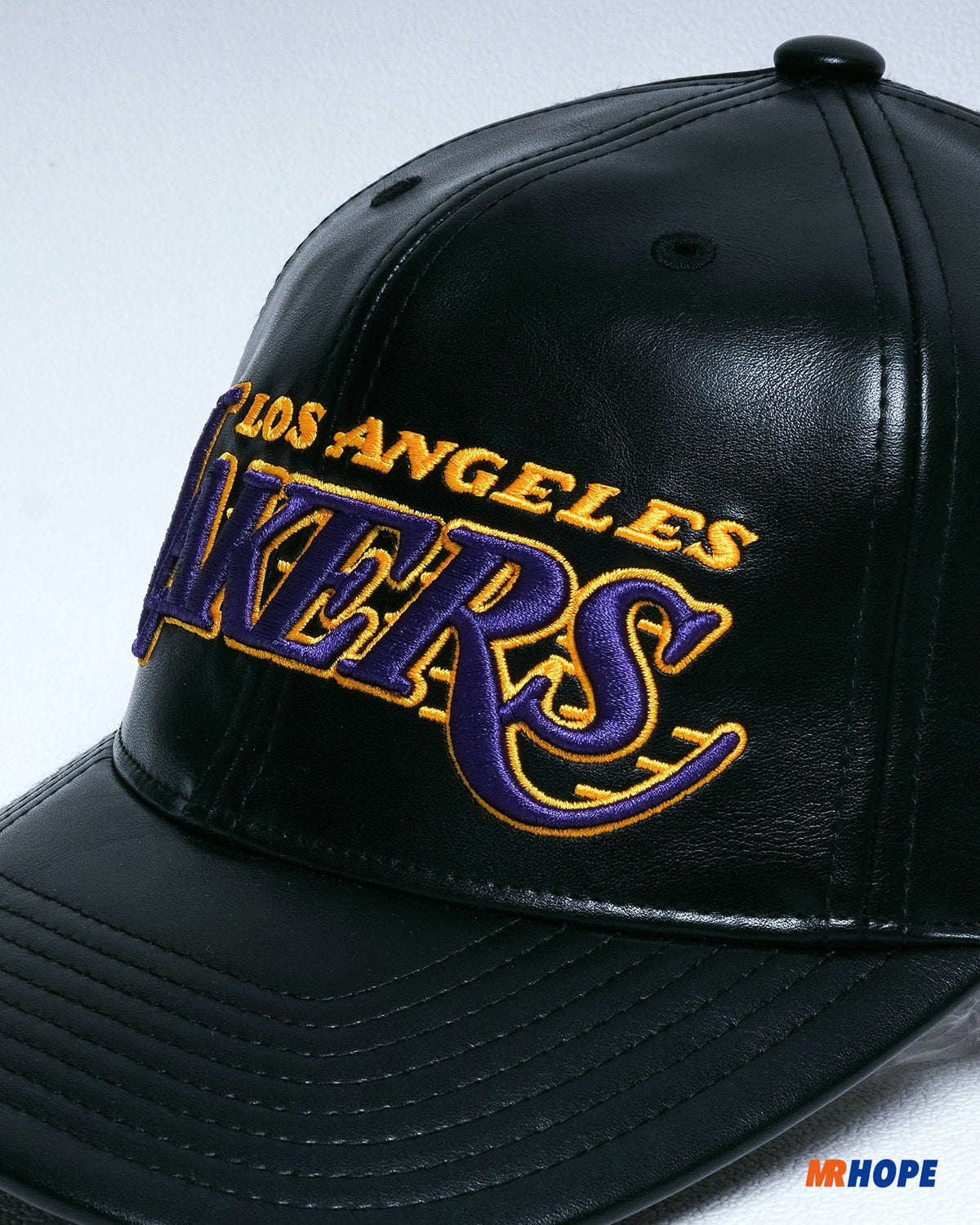 Los Angeles Lakers Retro Leather Snapback