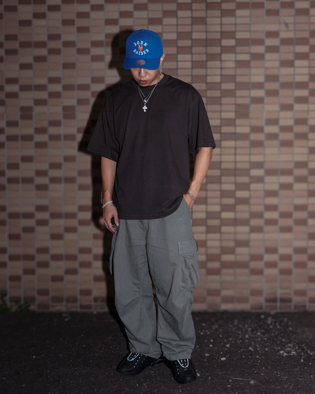 [02] 7.5oz Max Heavyweight Cropped Tee