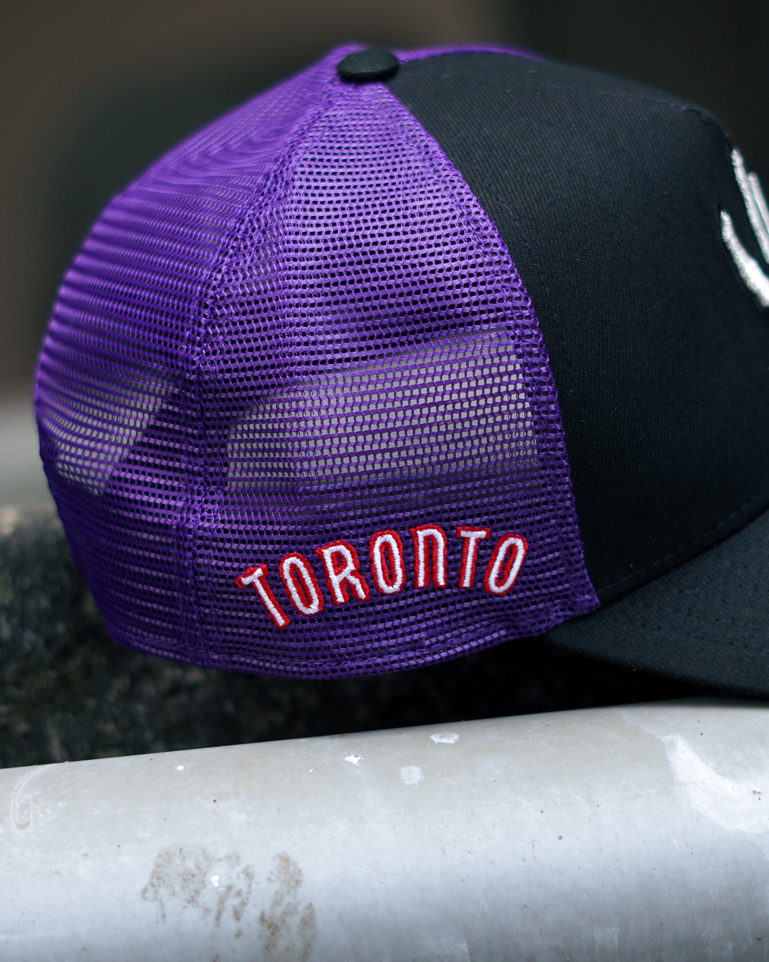 Toronto Raptors Black Edition 9FORTY “A Frame” Trucker Hat
