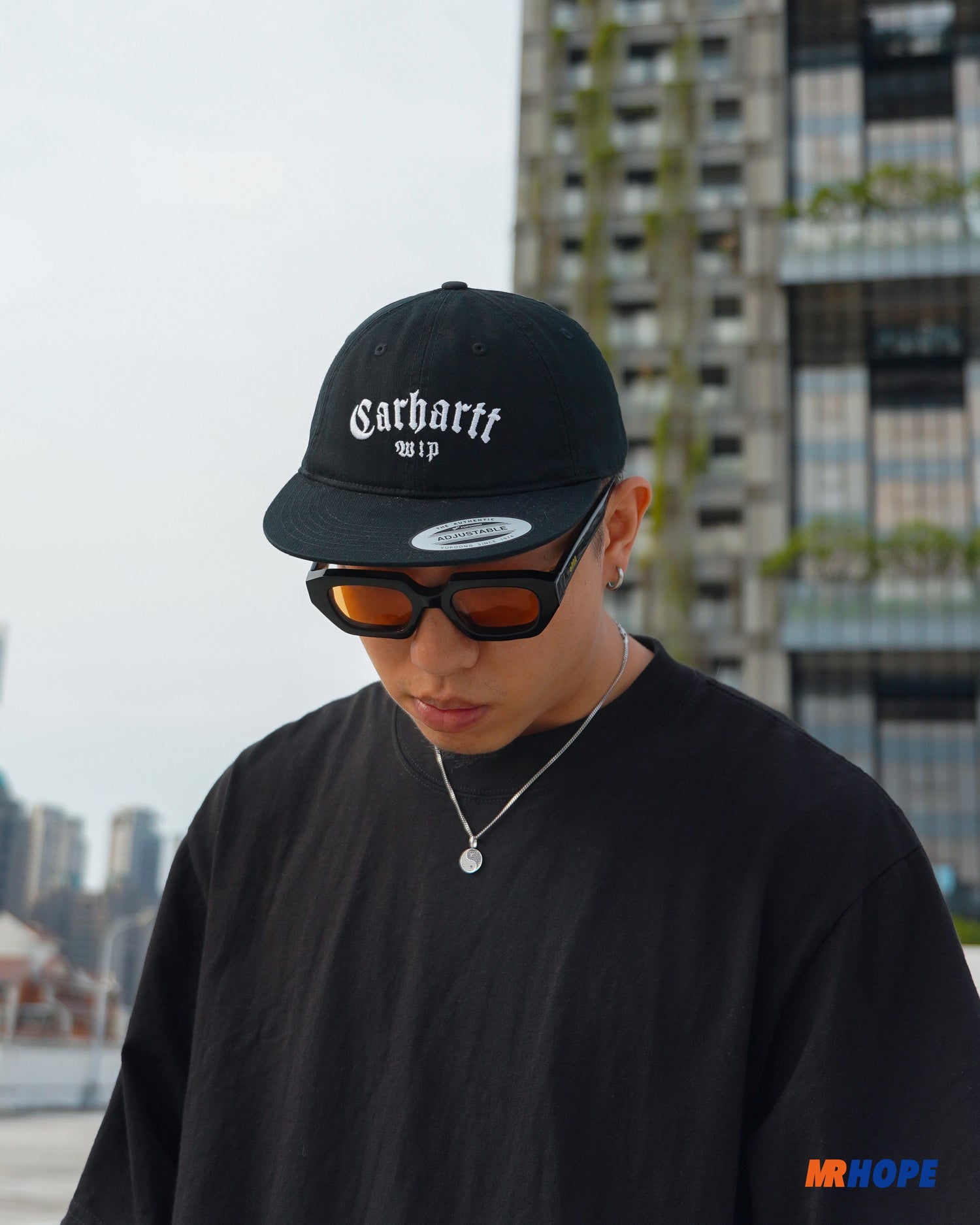 Onyx Cap