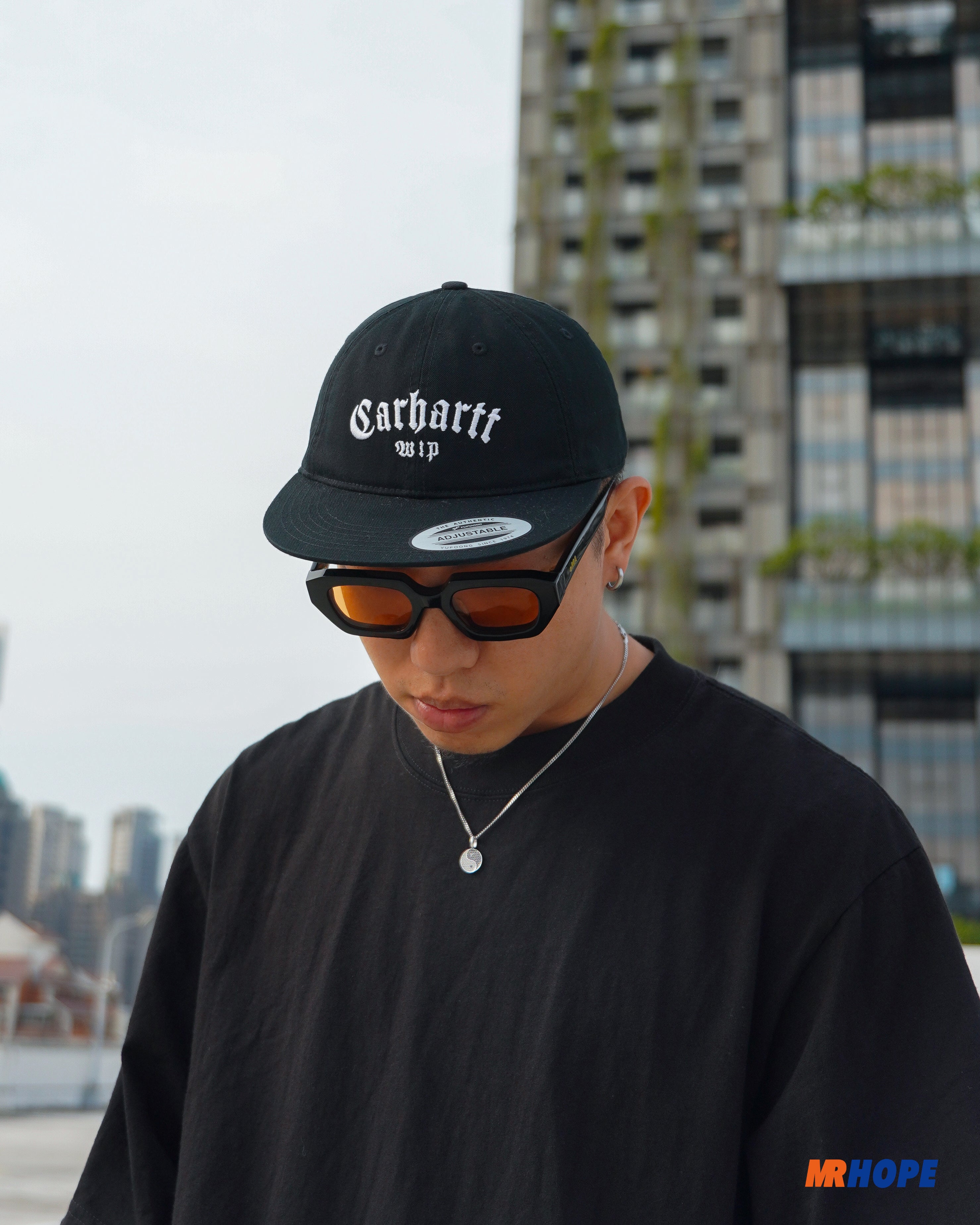 Onyx Cap