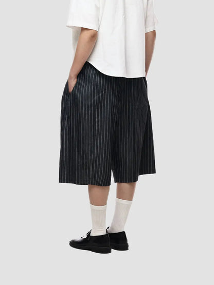 Wide-Leg Double Pleated Shorts