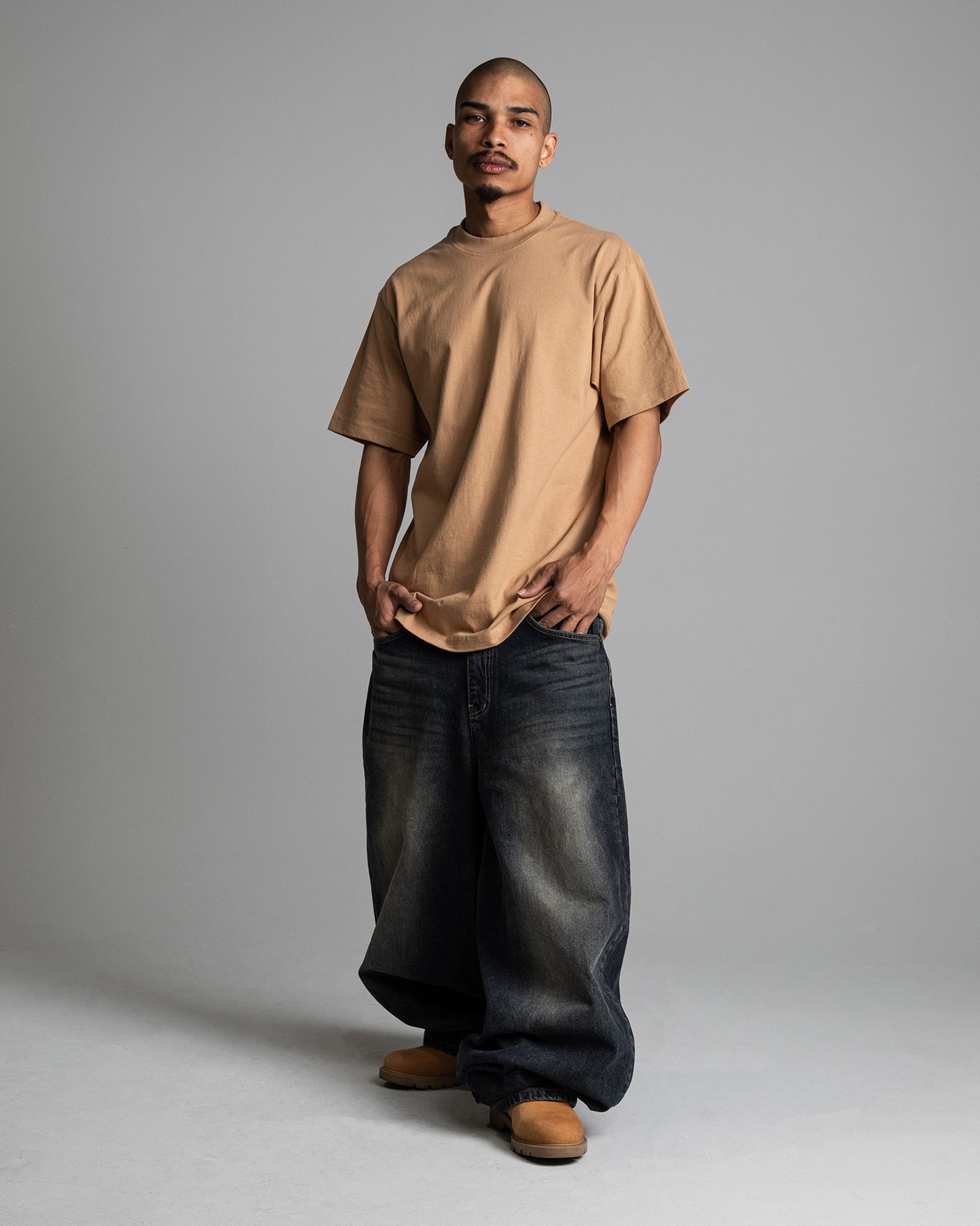 [01] 7.5oz Max Heavyweight T-Shirt