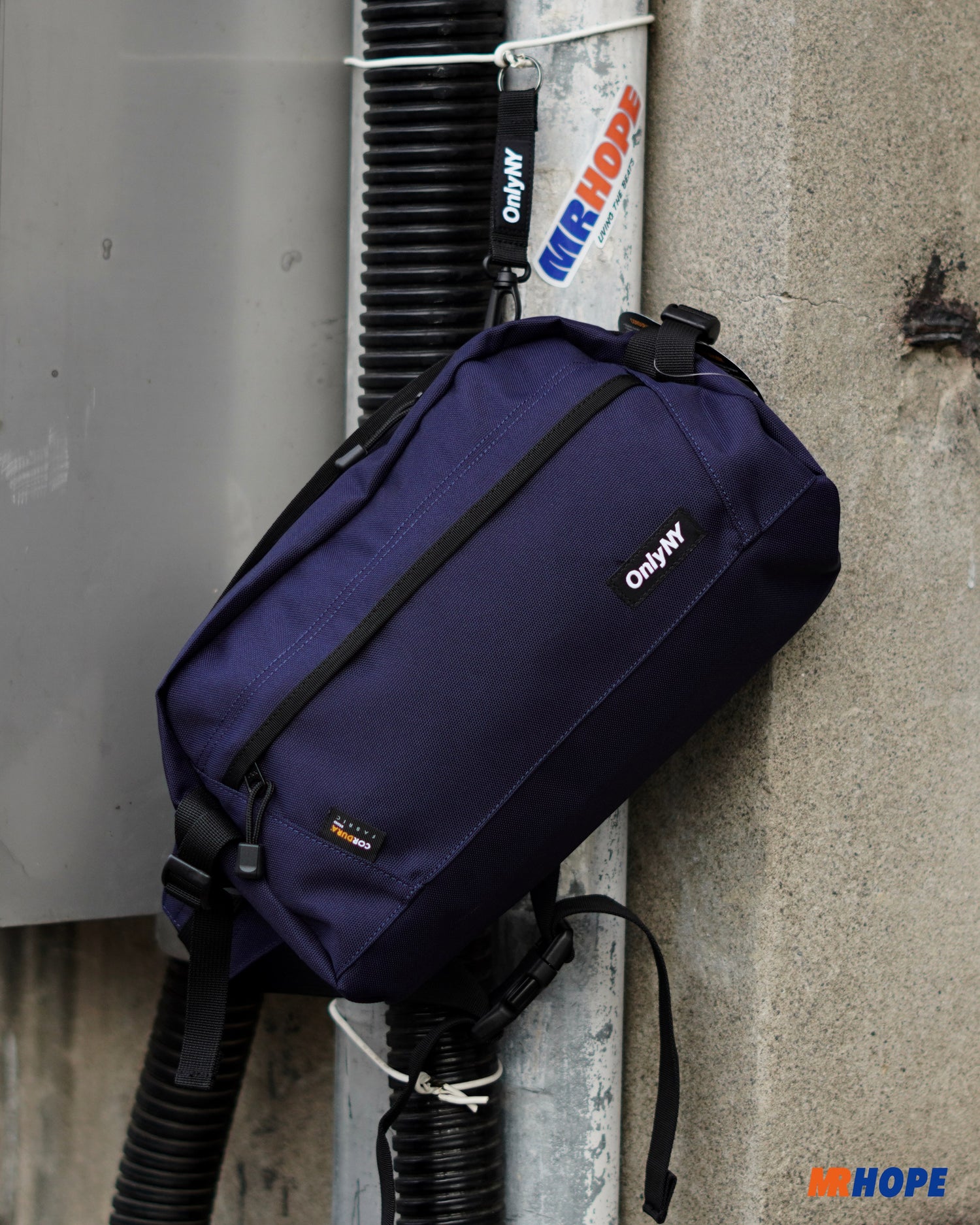 Crosstown Shoulder Pack