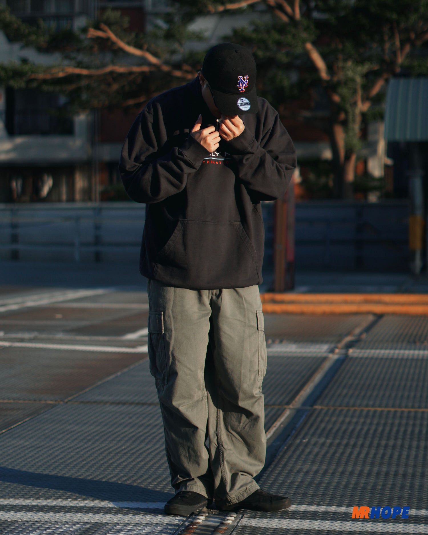 Slab Quarter Zip