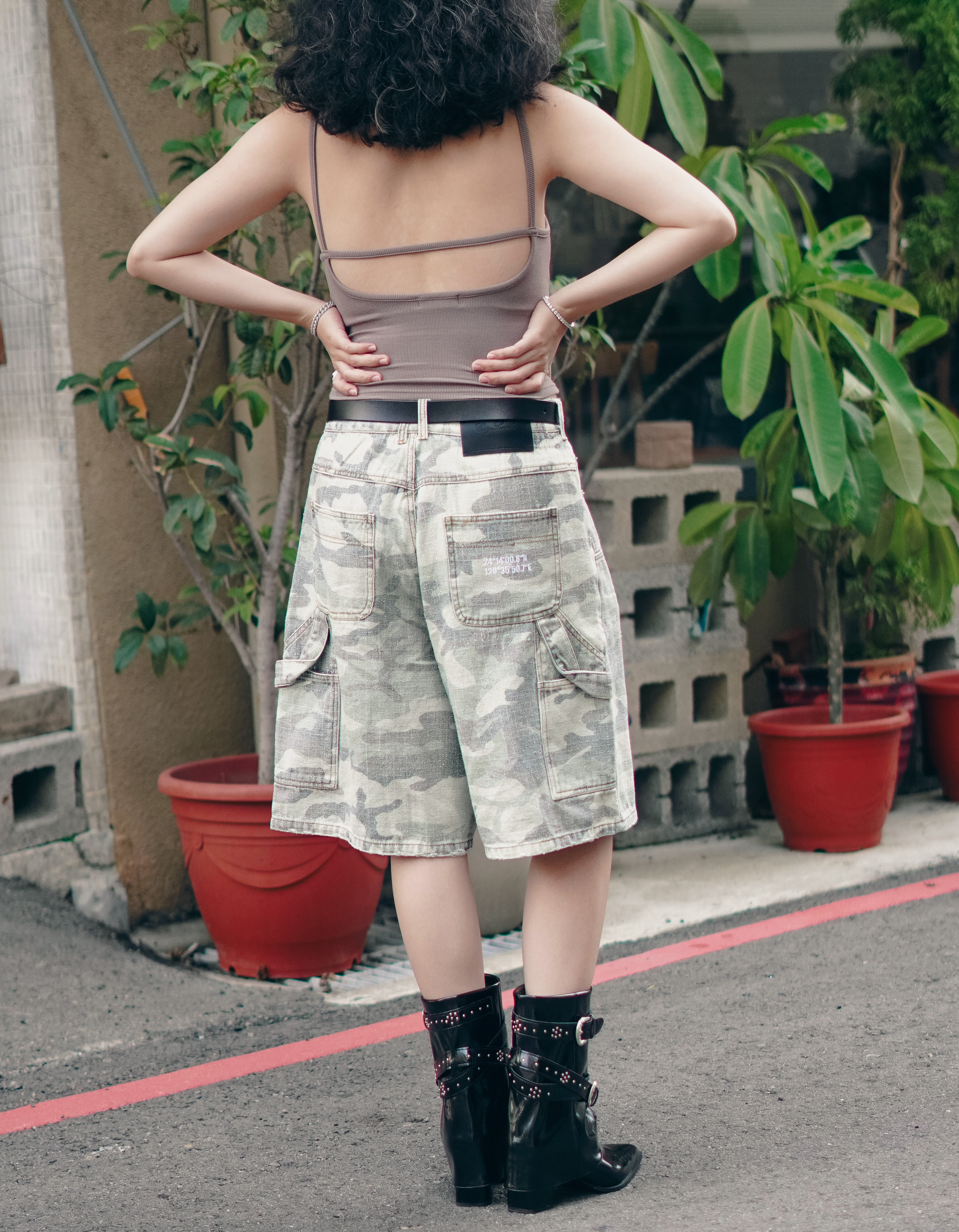 25SS DOUBLE KNEE SHORTS